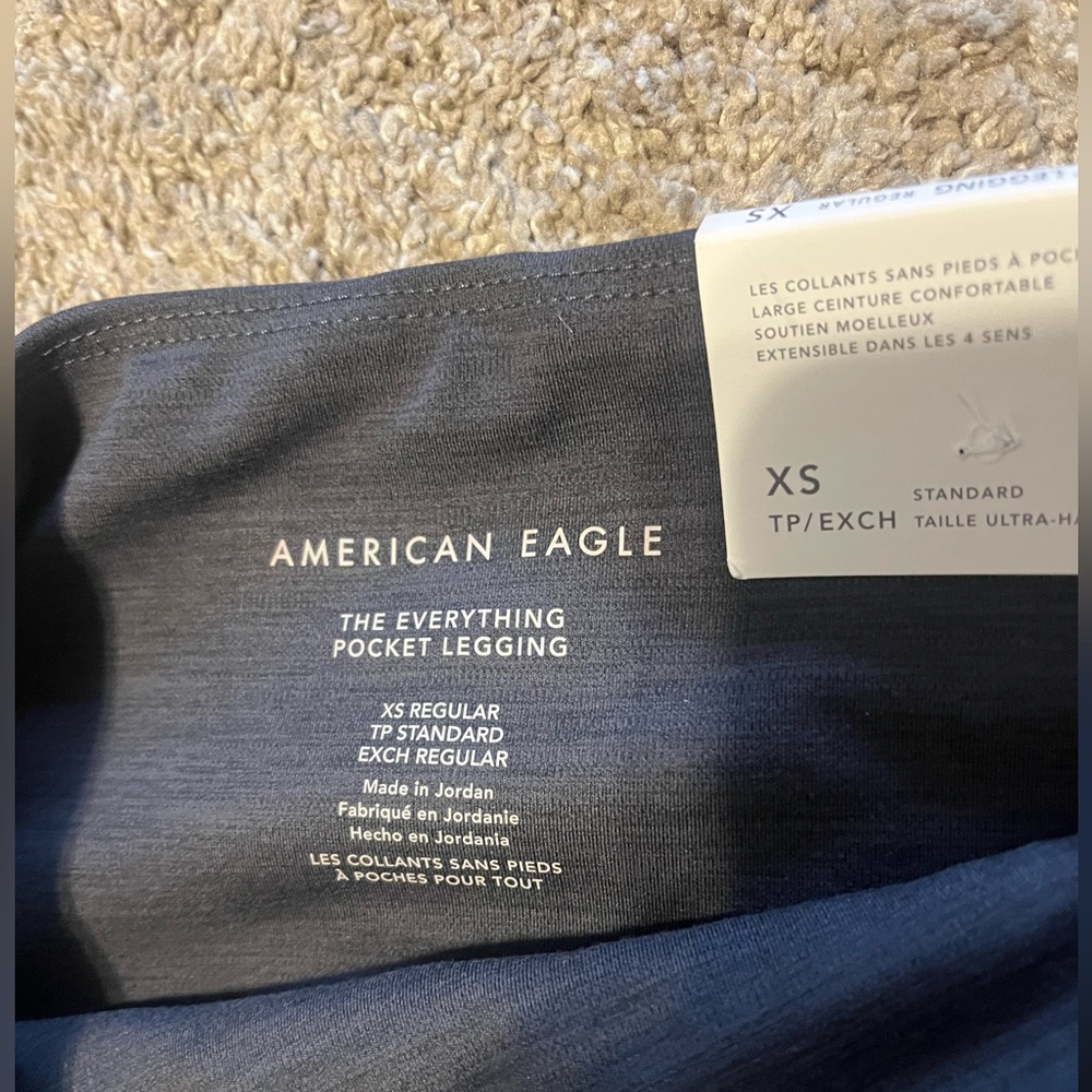 NEVER WORN-American Eagle The Everything Pocket Legging